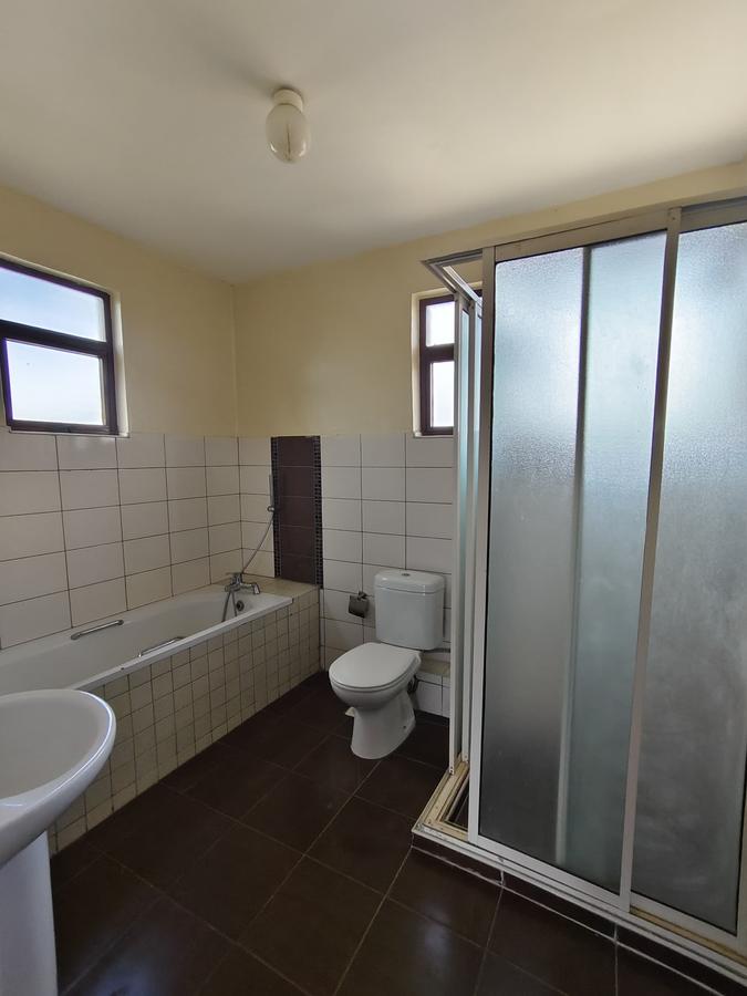 Serviced 5 Bed Apartment with En Suite in Kilimani - 8