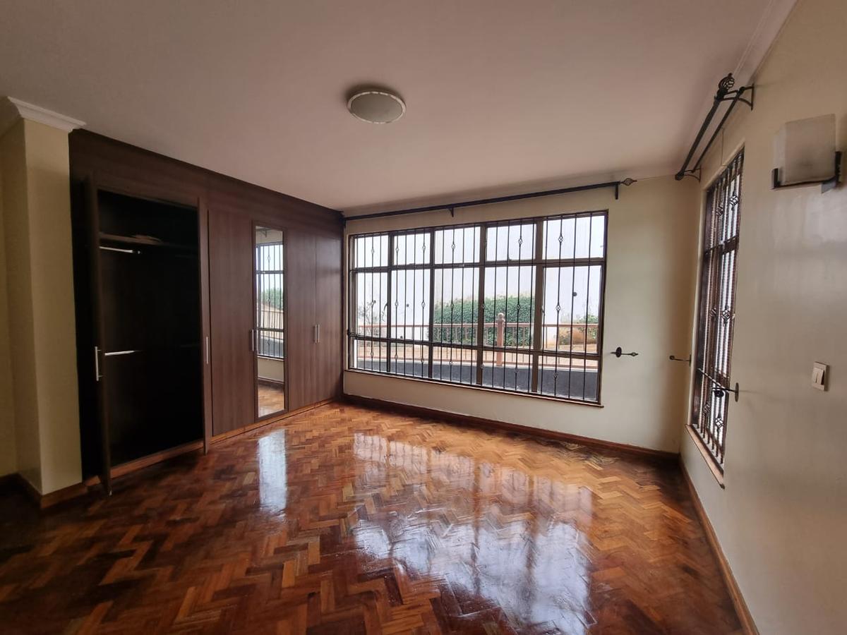 5 Bed Villa with En Suite in Kitisuru - 11