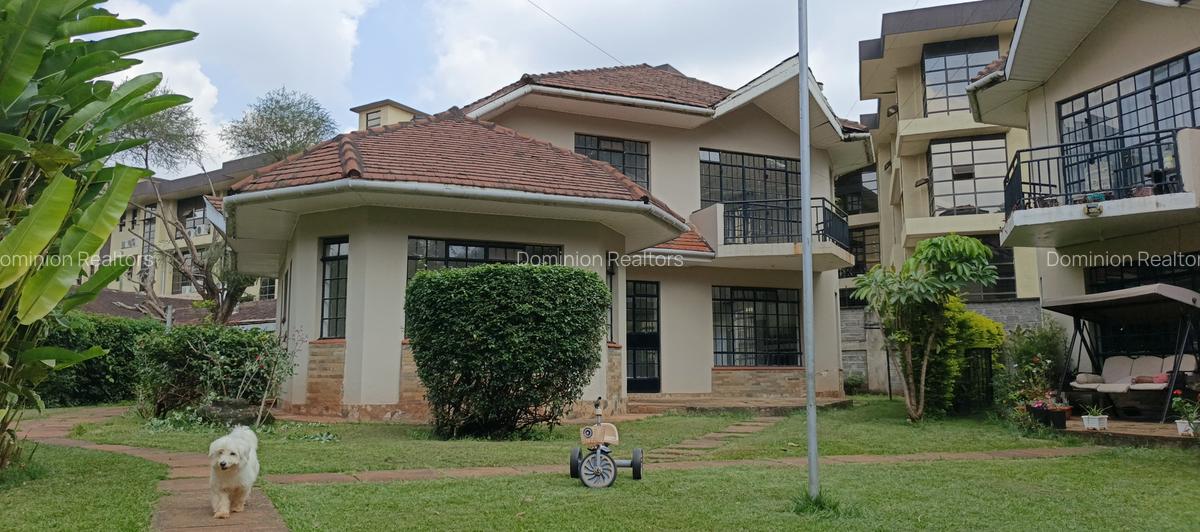 4 Bed Townhouse with En Suite in Spring Valley - 3