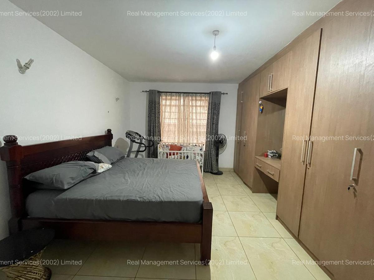 3 Bed Apartment with En Suite at 1St Parklands - 6