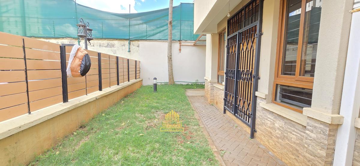 5 Bed Townhouse with En Suite in Lavington - 3