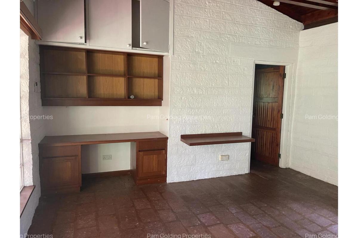 1 Bed House with En Suite in Kyuna - 8