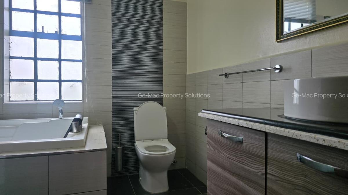 4 Bed House with En Suite in Kitisuru - 14