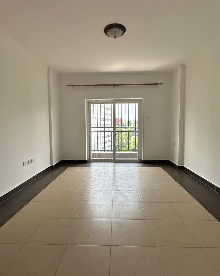 2 Bed Apartment with En Suite at Lavington - 2