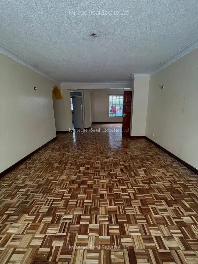 3 Bed Apartment with Parking in Kilimani - 10