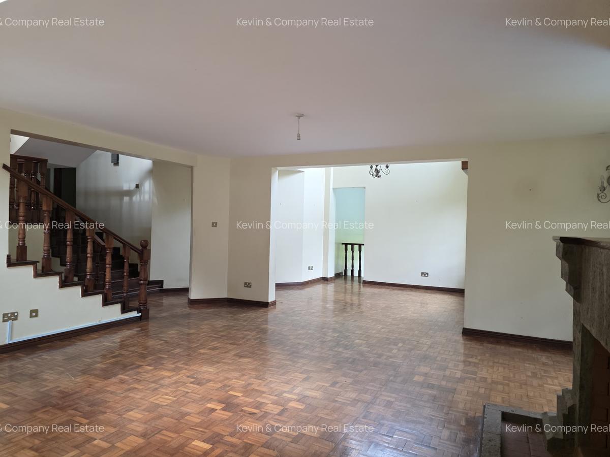 4 Bed Townhouse with En Suite in Kitisuru - 9