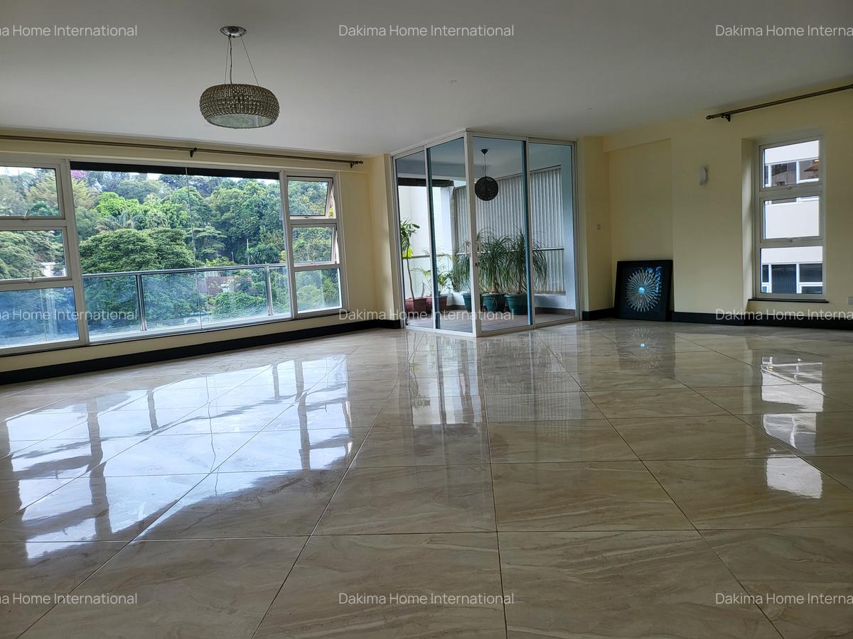 4 Bed Apartment with En Suite in General Mathenge - 2