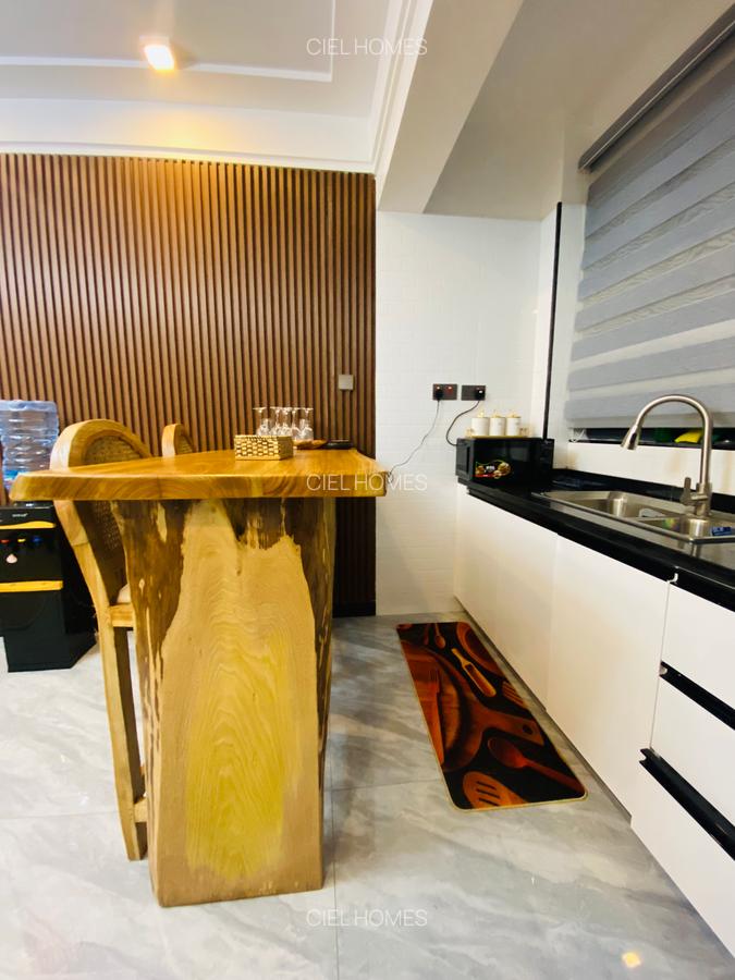 Serviced 1 Bed Apartment with En Suite at Wood Avenue - 7