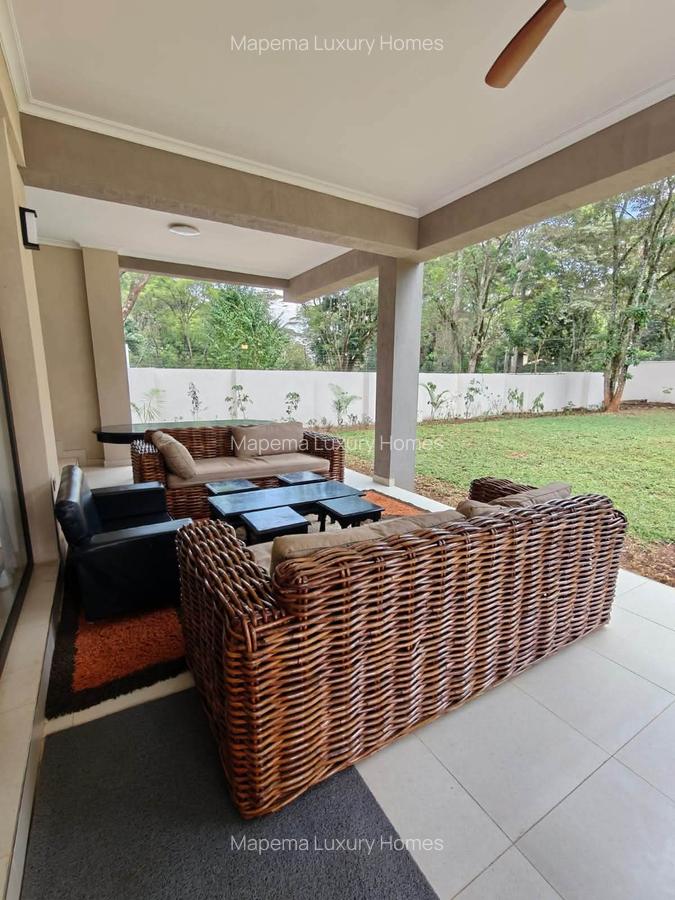 5 Bed House with En Suite at Windy Ridge - 3