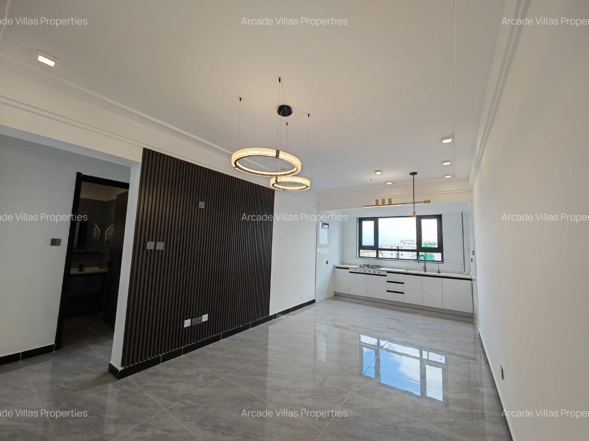 2 Bed Apartment with En Suite in Lavington - 2