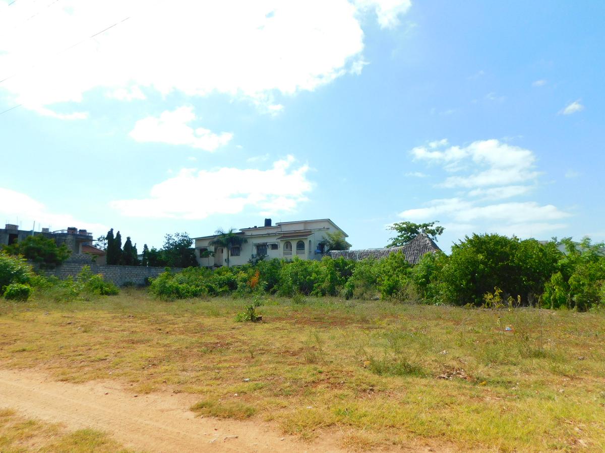 2,024 m² Residential Land at Links Road - 3