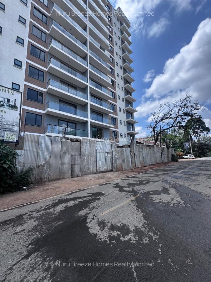 2 Bed Apartment with En Suite in Brookside - 1