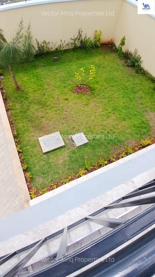 5 Bed Townhouse with En Suite in Syokimau - 12