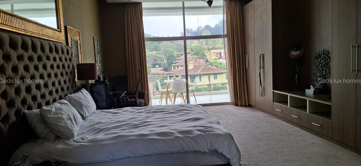 4 Bed Villa with En Suite at Spring Valley - 4