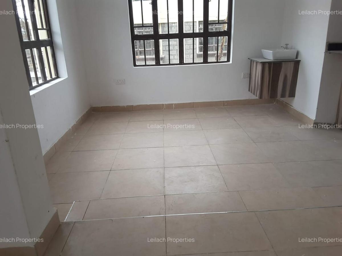 4 Bed House with En Suite in Gikambura - 16