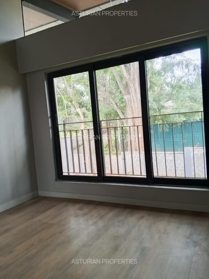 4 Bed Townhouse with En Suite in Runda - 17