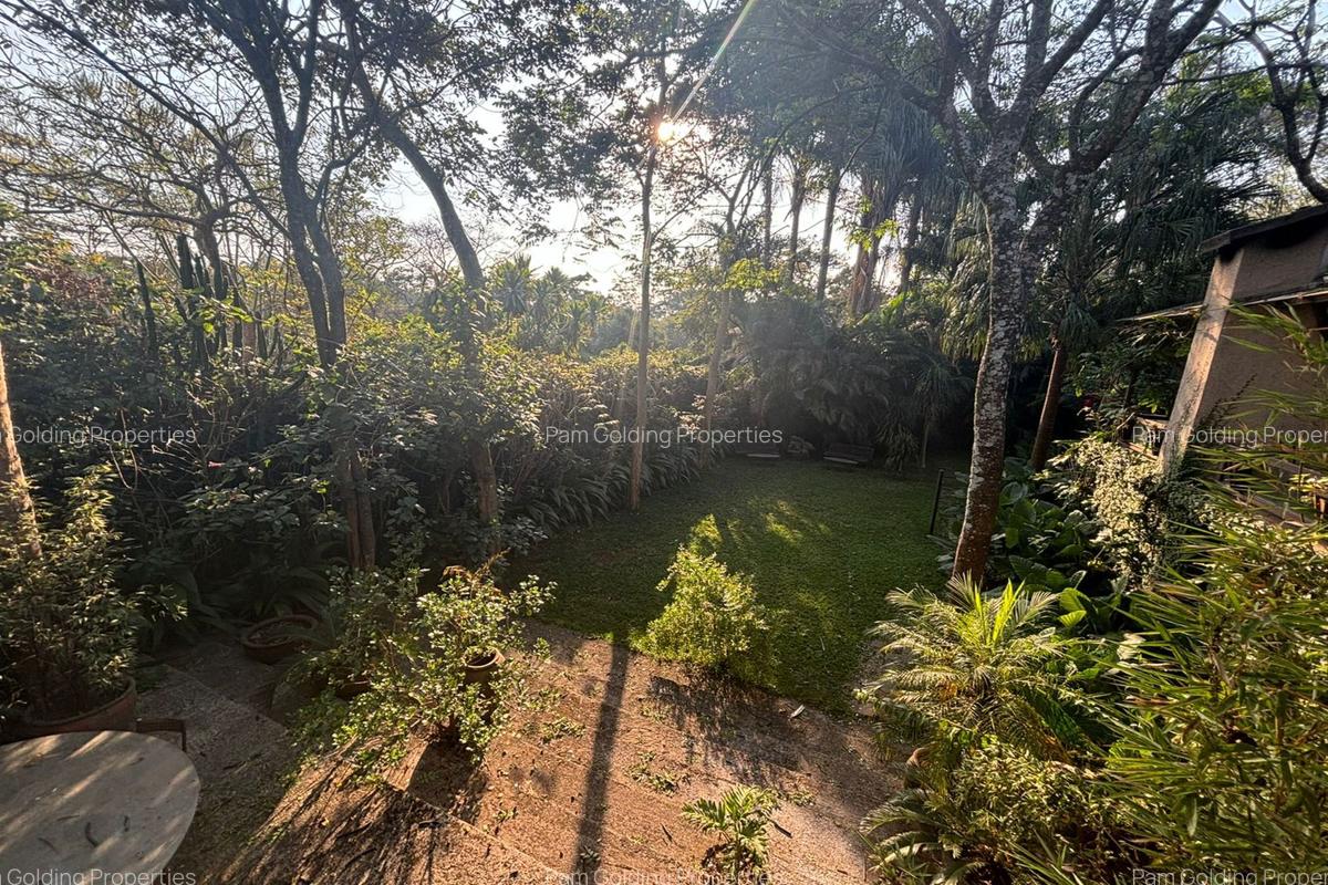 2 Bed House with En Suite in Gigiri - 19