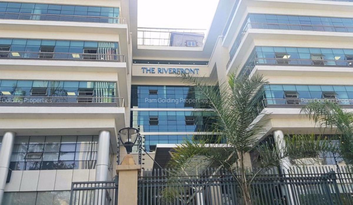 301 m² Office with Backup Generator in Riverside - 7