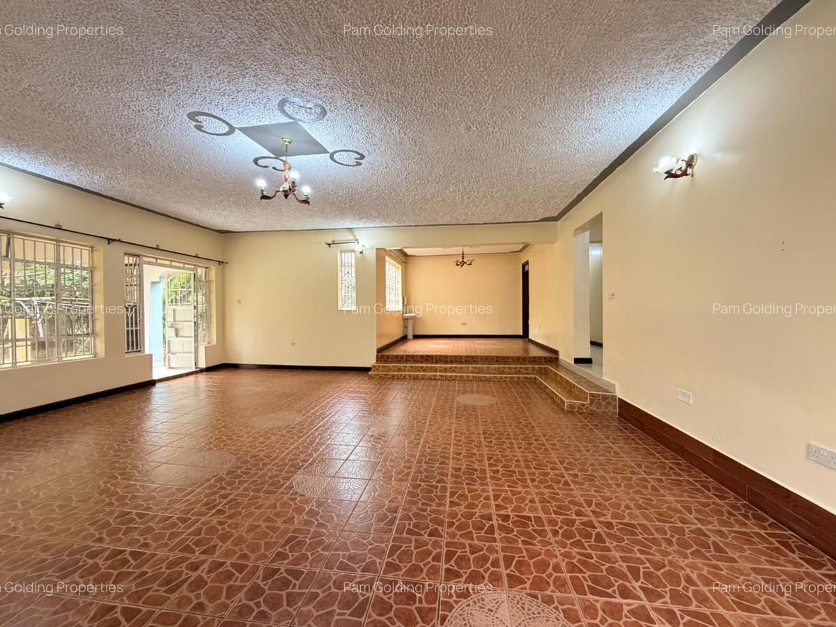 4 Bed House with En Suite in Karen - 5