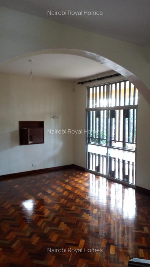 5 Bed Townhouse with En Suite at Convent Drive - 18