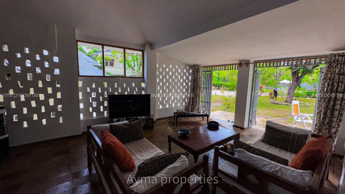 5 Bed House with En Suite at Diani Beach Road - 8