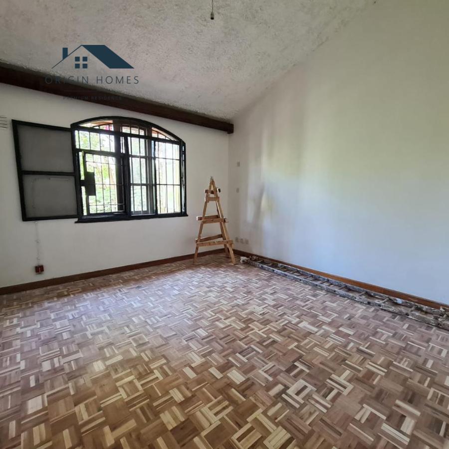 4 Bed Townhouse with En Suite at Westlands - 12