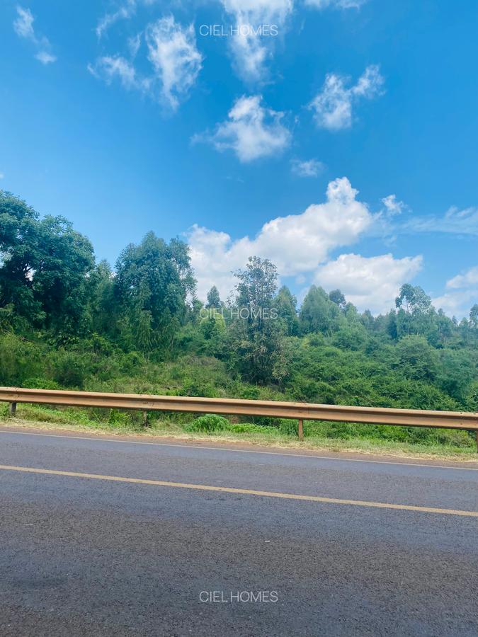 100 ac Land at Kenol-Murang’A Highway - 1