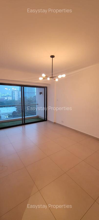 1 Bed Apartment with En Suite in Lavington - 3