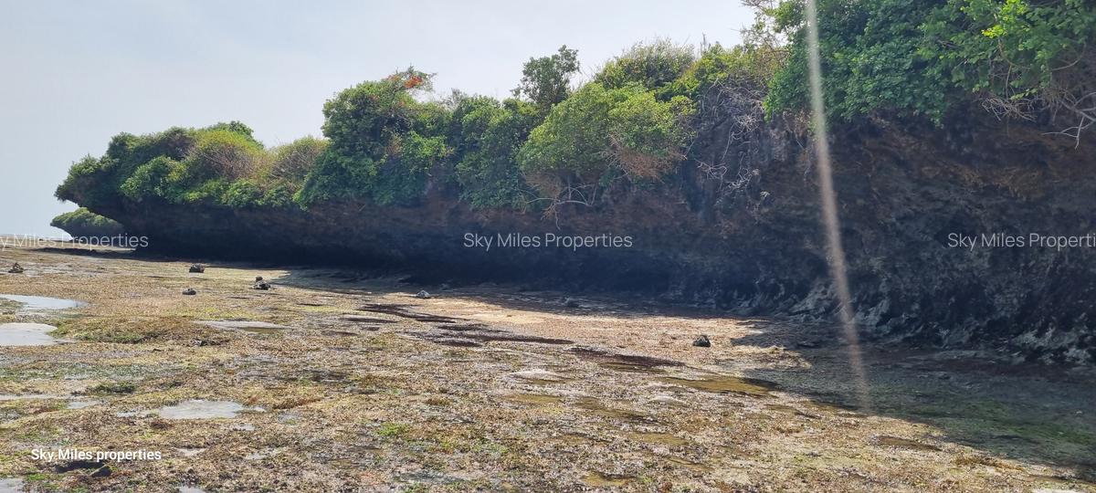 4.4 ac Land at Kuruwitu - 4