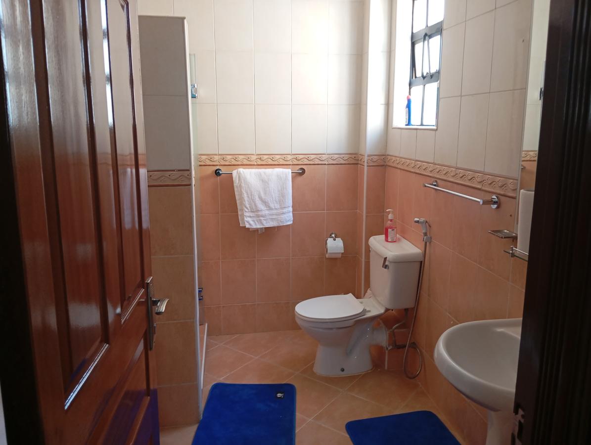 3 Bed Apartment with En Suite at Rhapta Road - 6