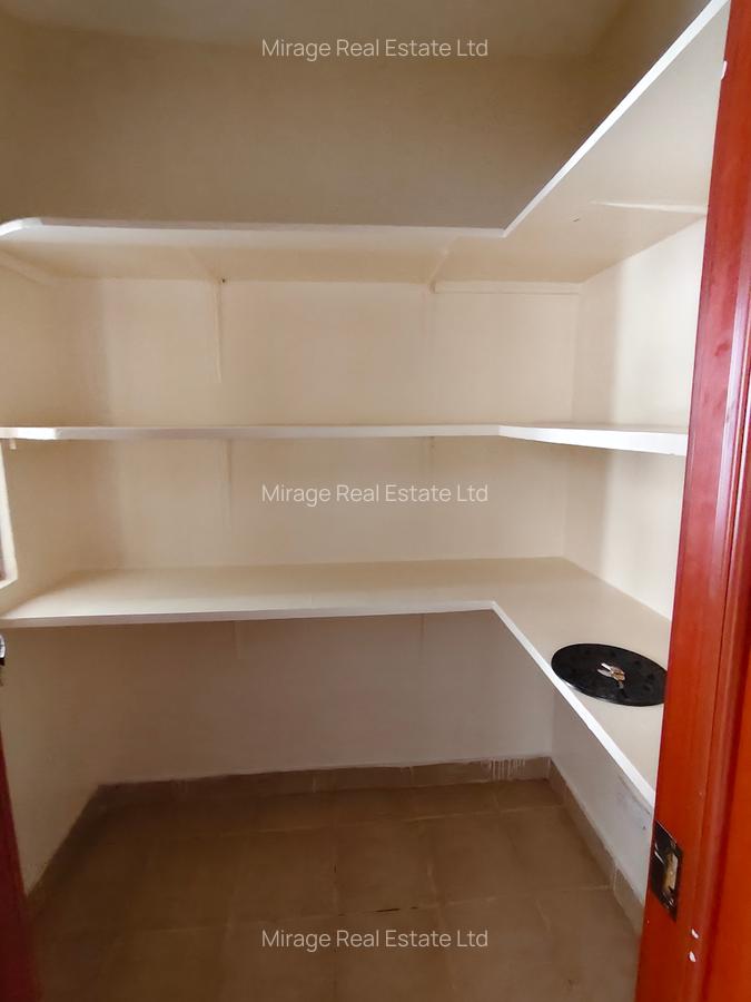 3 Bed Apartment with En Suite in Kileleshwa - 16