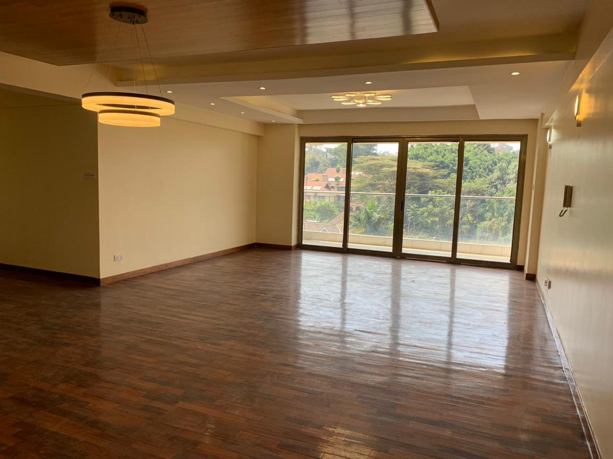 4 Bed Apartment with En Suite in Lavington - 1