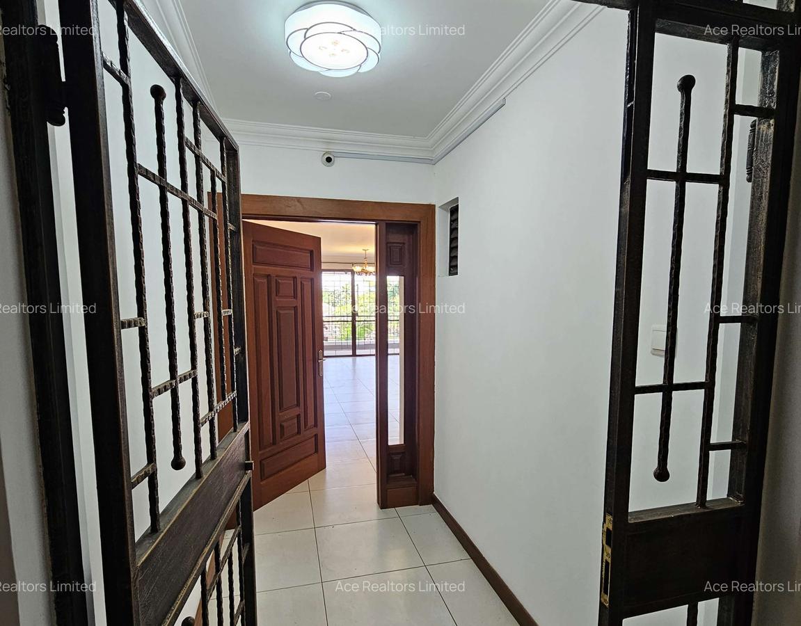 4 Bed Apartment with En Suite at General Mathenge Spring Valley Nairobi - 9