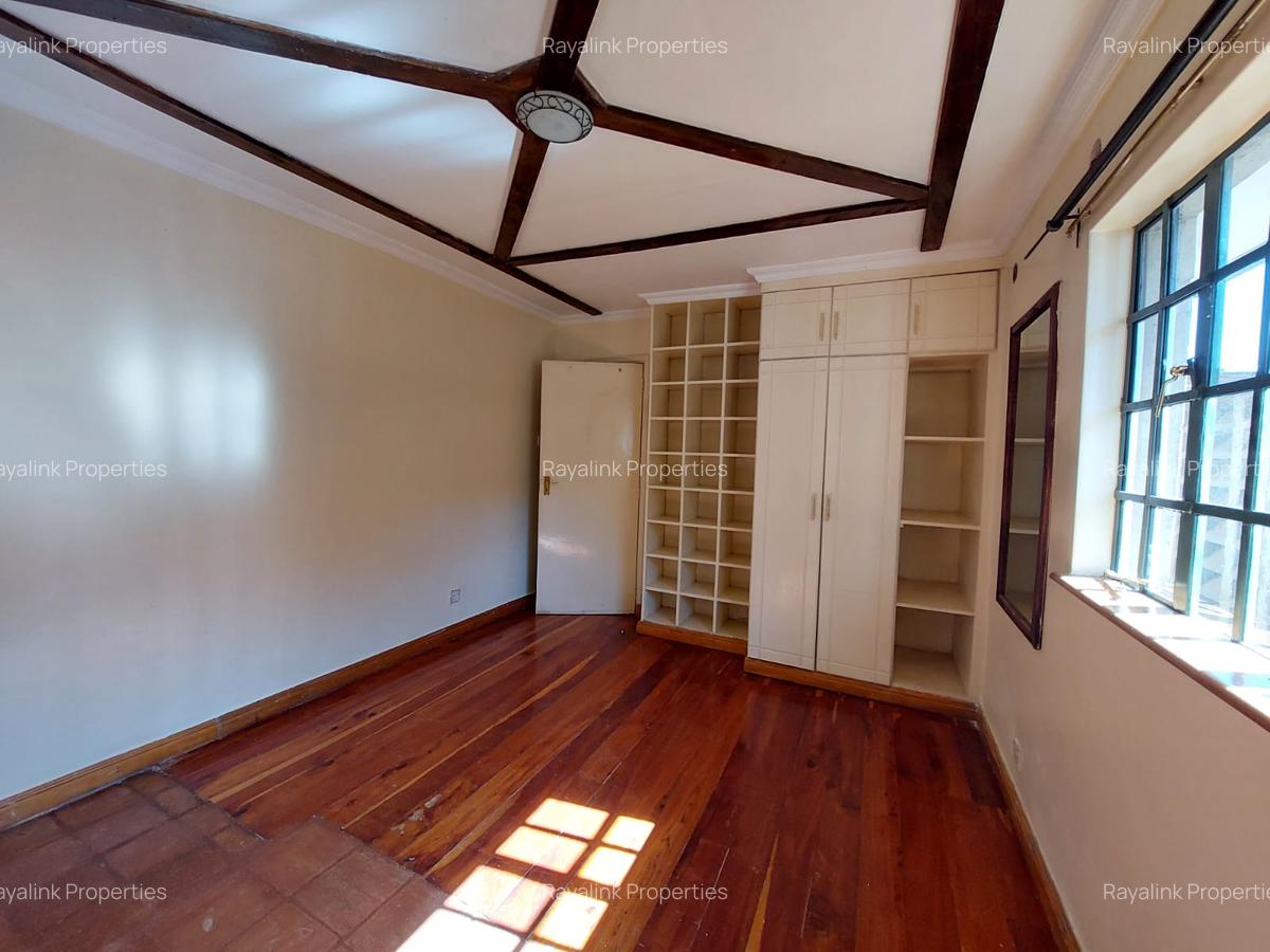 2 Bed House with Garden at Karen - 10