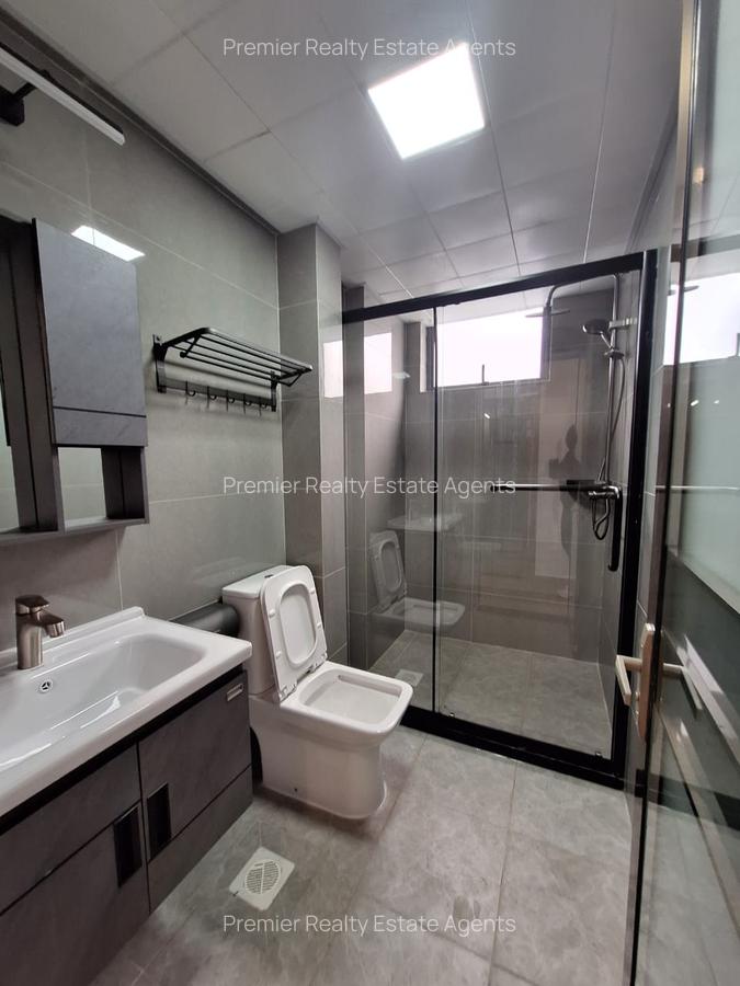 2 Bed Apartment with En Suite at Riverside - 6