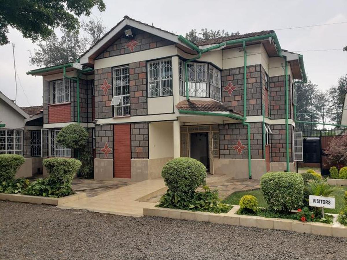 5 Bed Townhouse with En Suite at Karen - 1