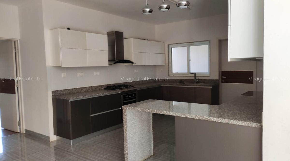 2 Bed Apartment with En Suite in Westlands Area - 4