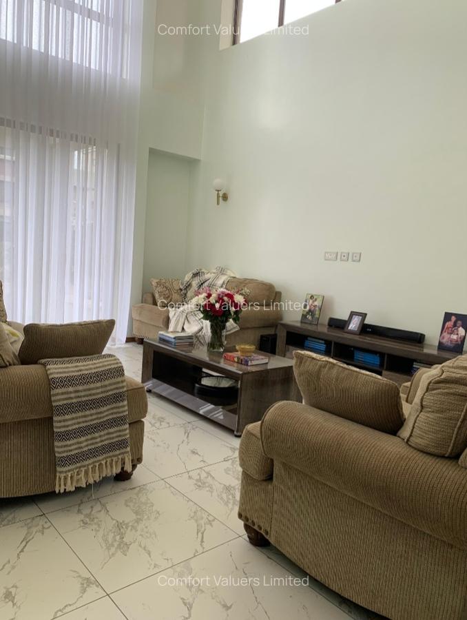 4 Bed Townhouse with En Suite at Runda - 11