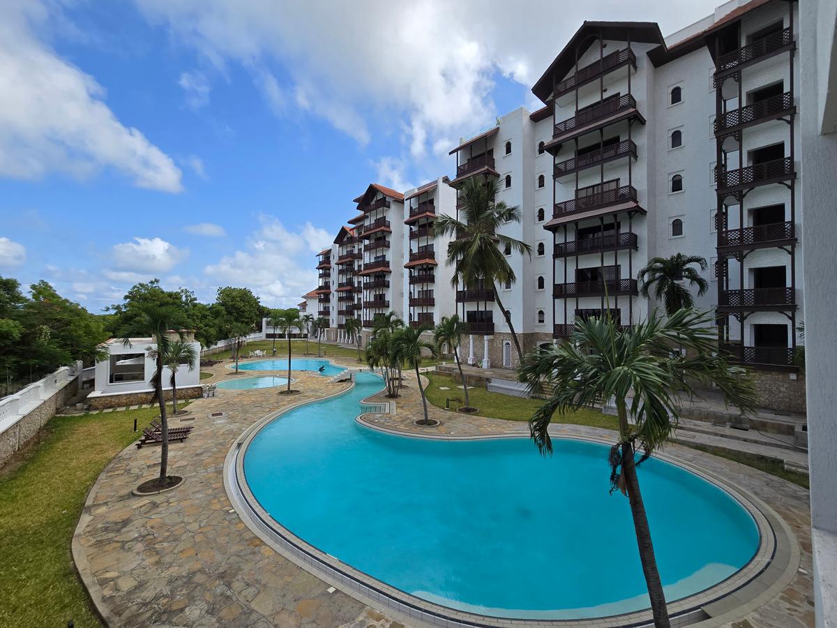 3 Bed Apartment with En Suite in Nyali Area - 1