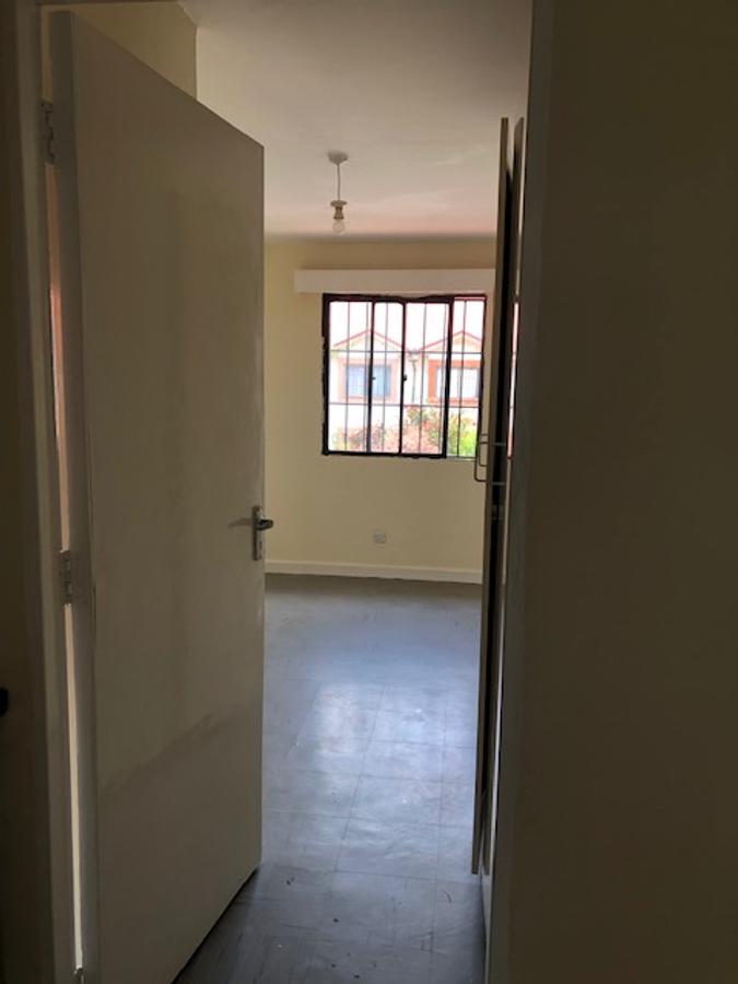 3 Bed Townhouse with En Suite at Nyayo Embakasi - 6