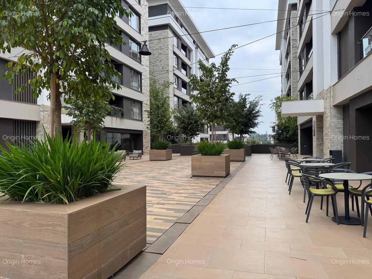 Furnished 2 Bed Apartment with En Suite at Rosslyn - 8