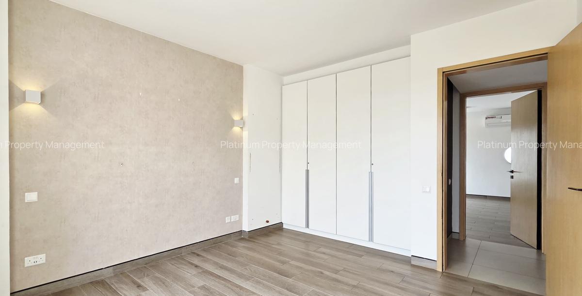 3 Bed Apartment with En Suite at Purple Haze - 13