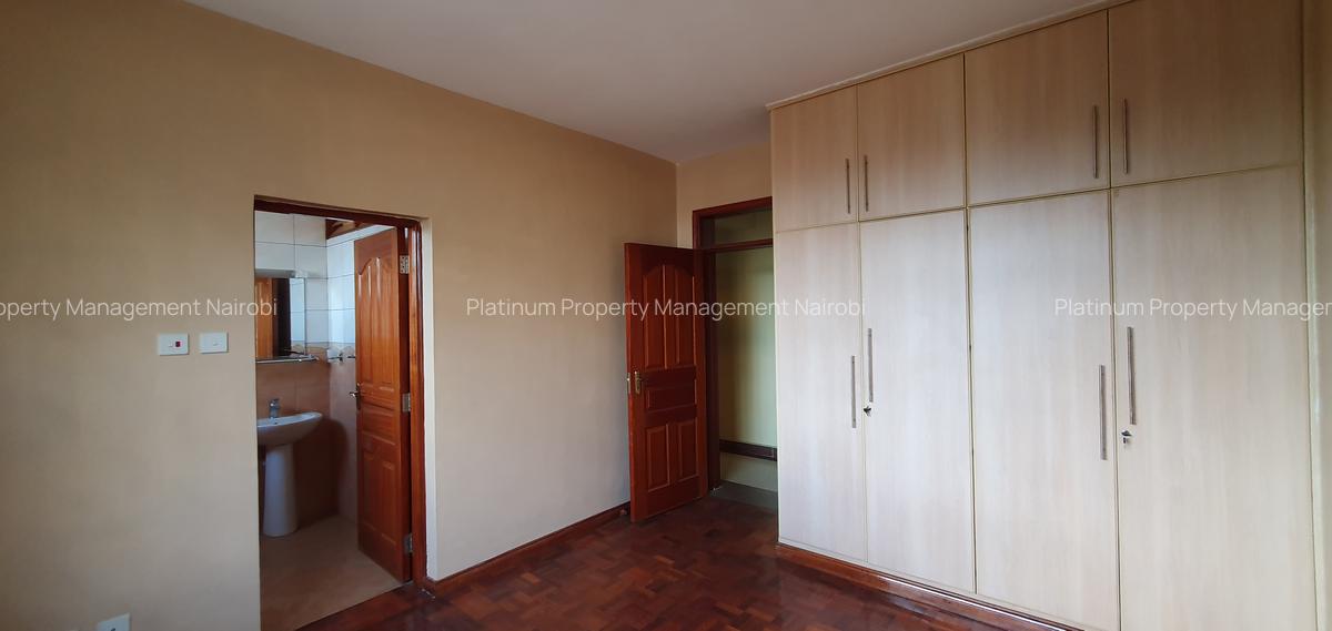 4 Bed Apartment with En Suite at 2Nd Parklands Avenue - 8