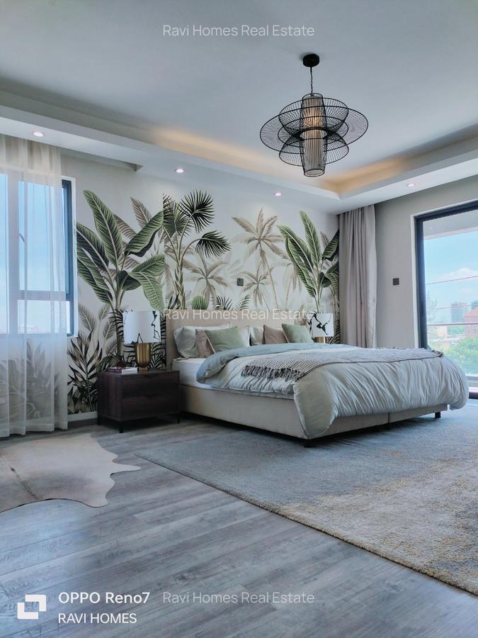 3 Bed Apartment with En Suite in Brookside - 16