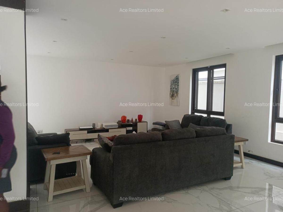 4 Bed Townhouse with En Suite at Peponi Road Spring Valley Nairobi - 13