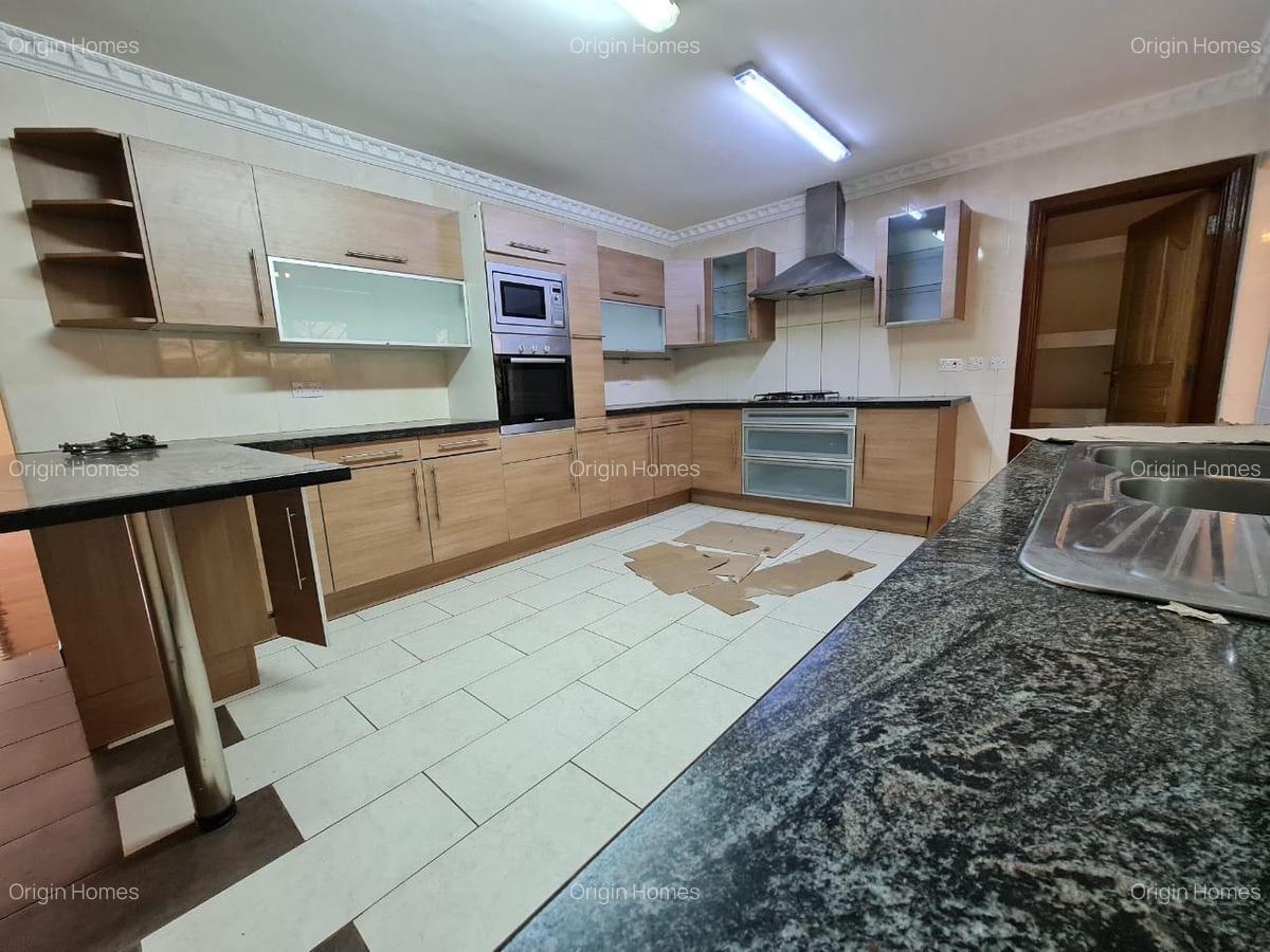 4 Bed Apartment with En Suite at Kileleshwa - 15