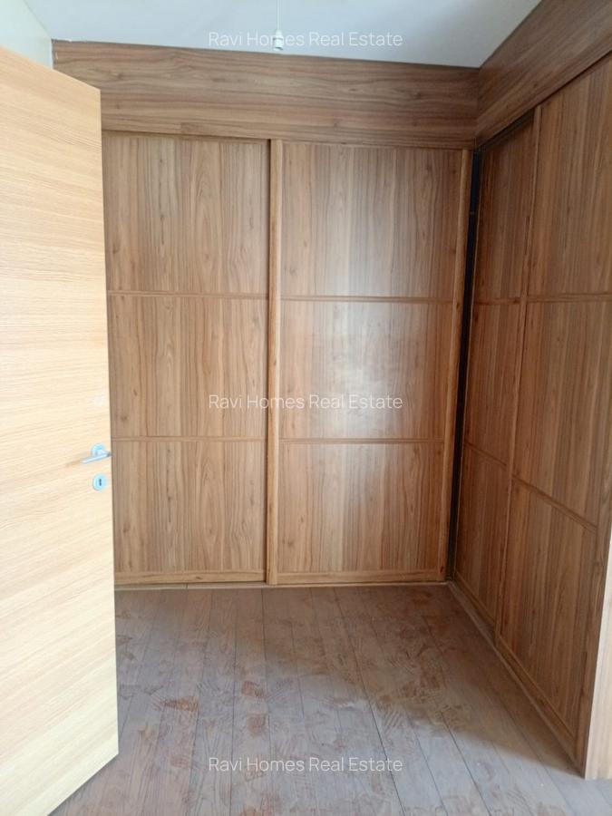 3 Bed Apartment with En Suite in Kilimani - 2