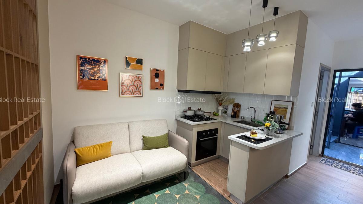 Studio Apartment with En Suite in Westlands Area - 6