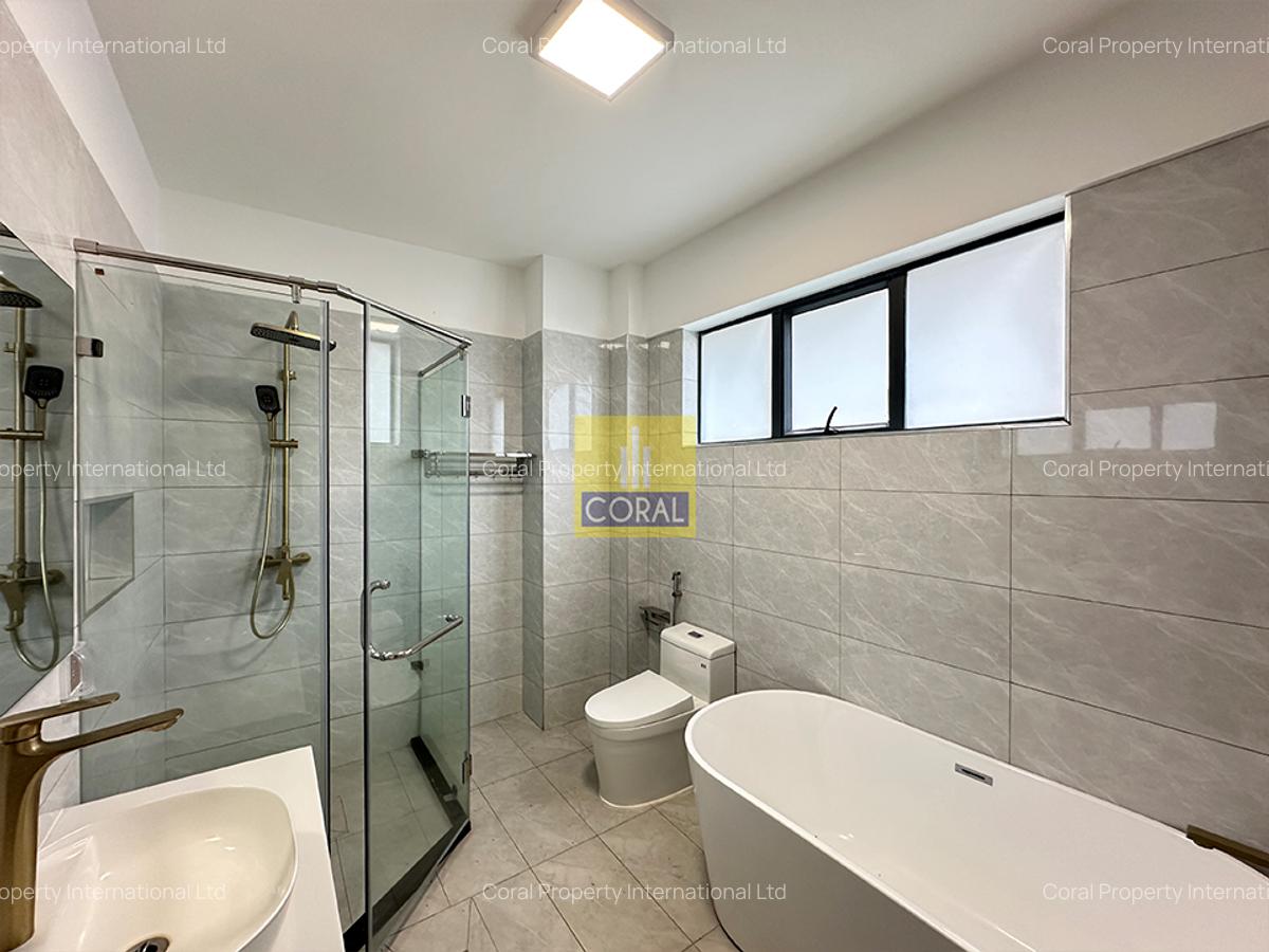 4 Bed Apartment in Kilimani - 13