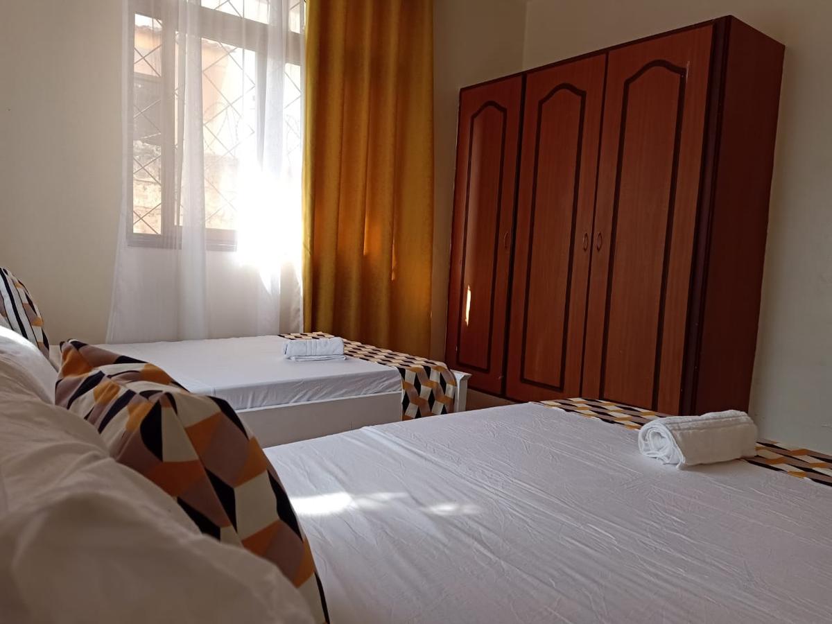 Serviced 3 Bed Apartment with En Suite at 2Nd Avenue Nyali - 3